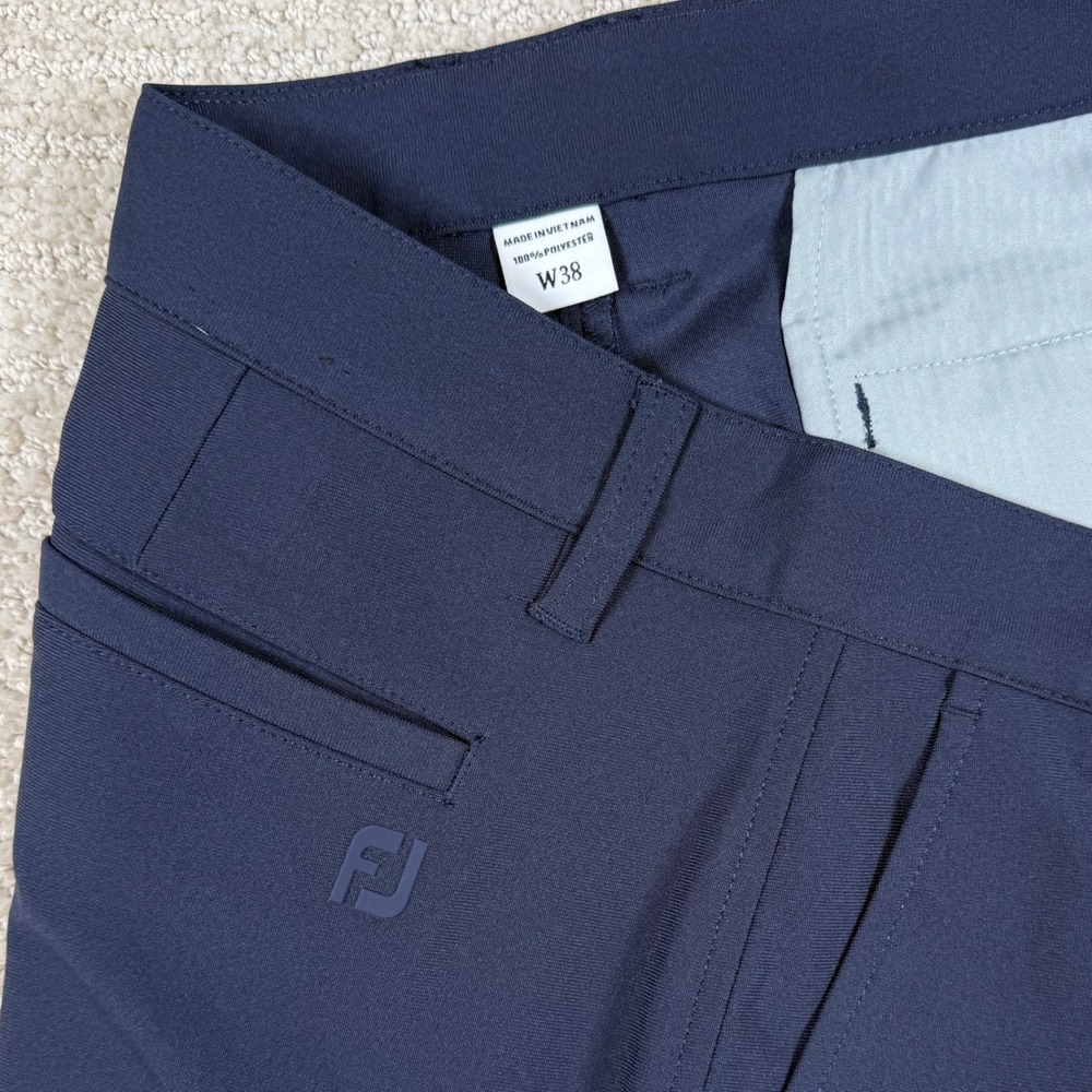 FootJoy Mens 38 Navy Blue 9" Performance Golf Shorts